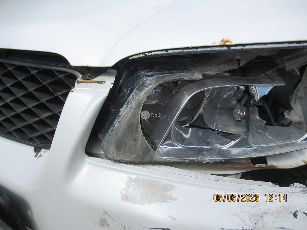 Фото Nissan Avenir 22