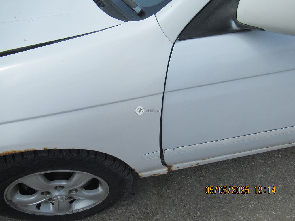 Фото Nissan Avenir 50