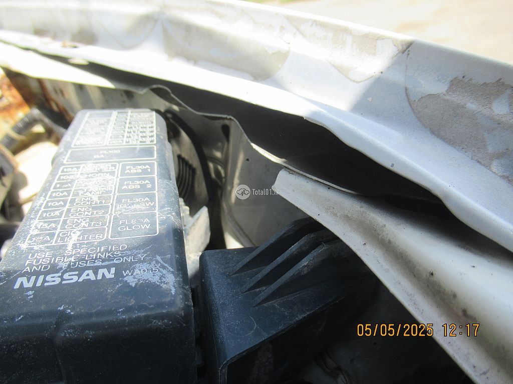 Фото Nissan Avenir 82