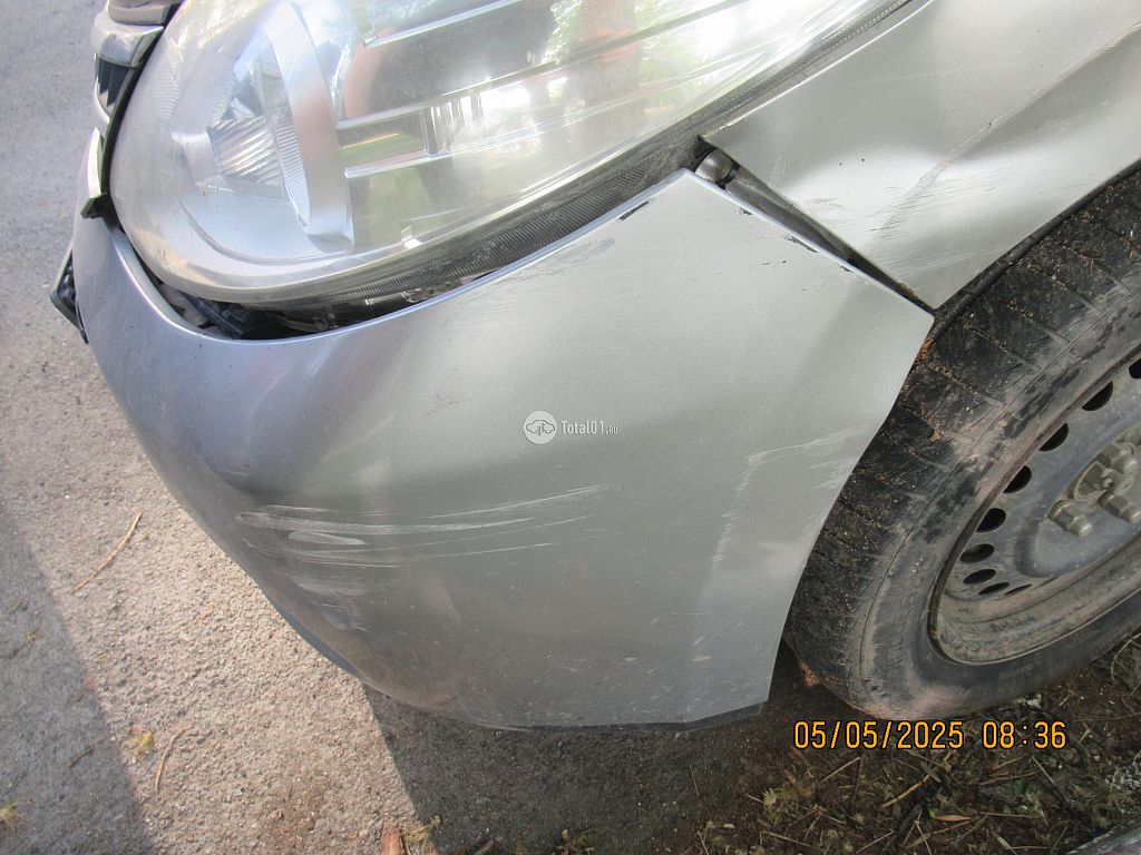 Фото Nissan Tiida 68