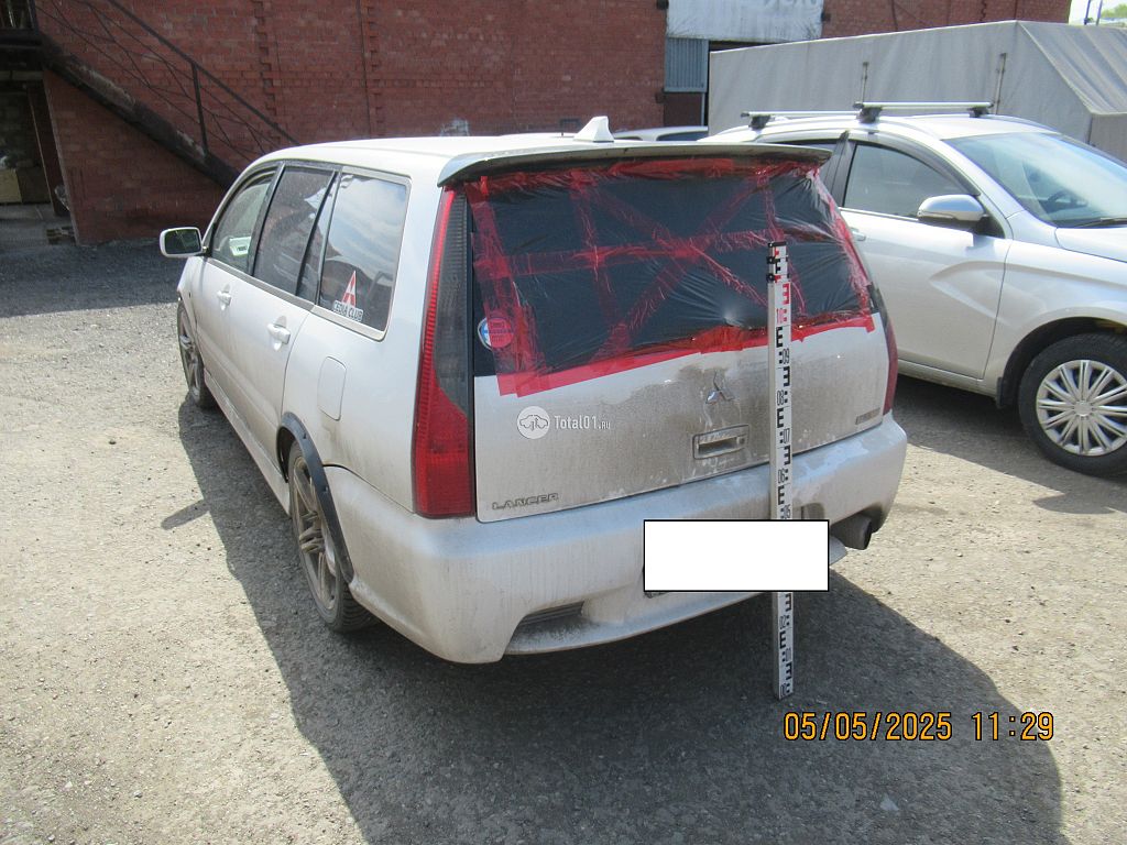 Фото Mitsubishi Lancer Cedia 4
