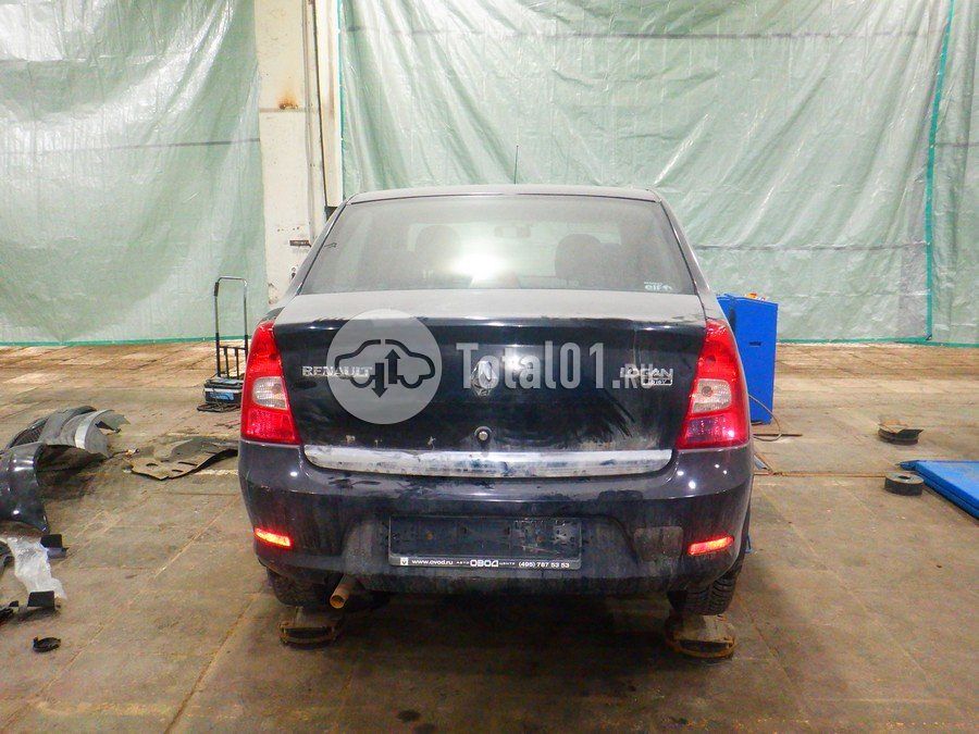 Фото Renault Logan 8