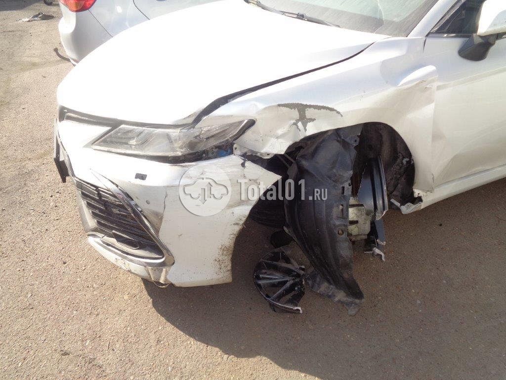 Фото Toyota Camry 14