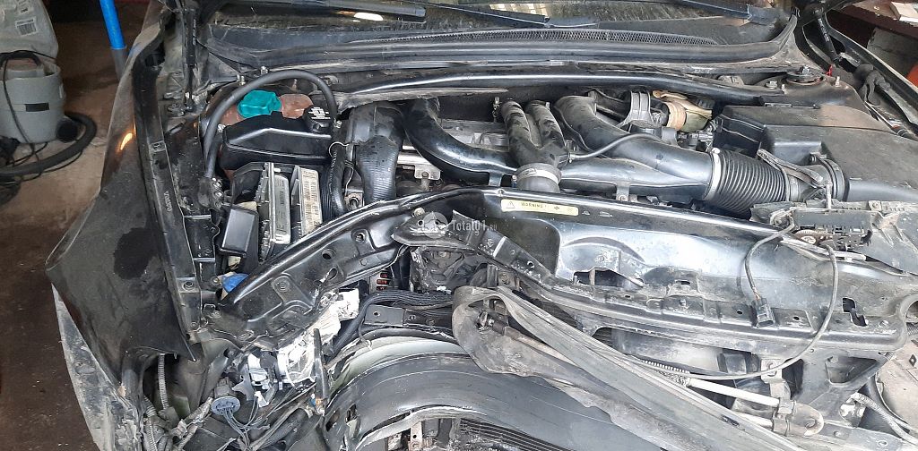 Фото Volvo S80 26