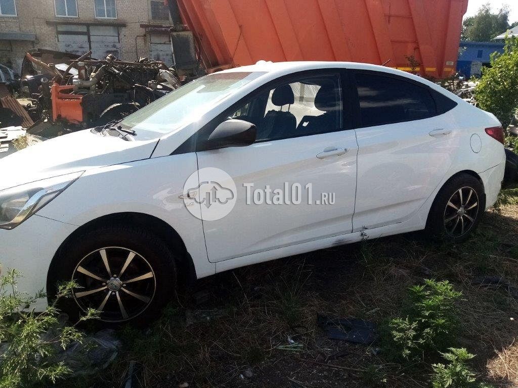 Фото Hyundai Solaris 14