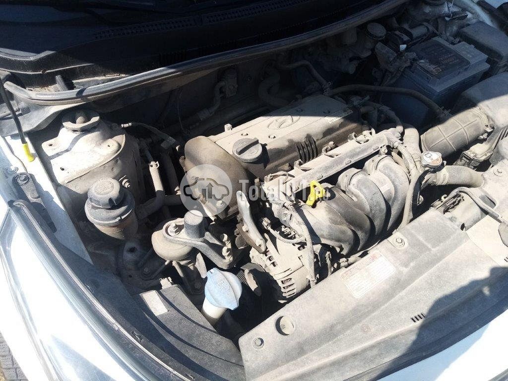 Фото Hyundai Solaris 198