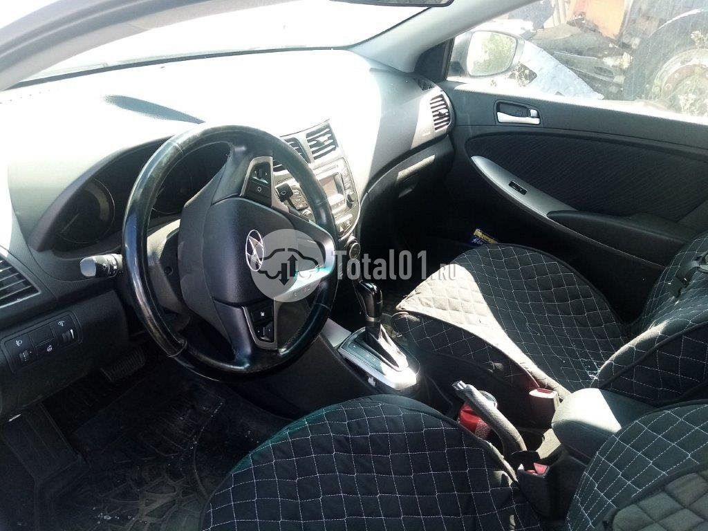 Фото Hyundai Solaris 236