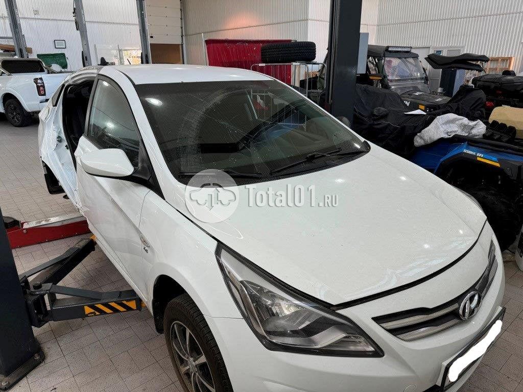 Фото Hyundai Solaris 328