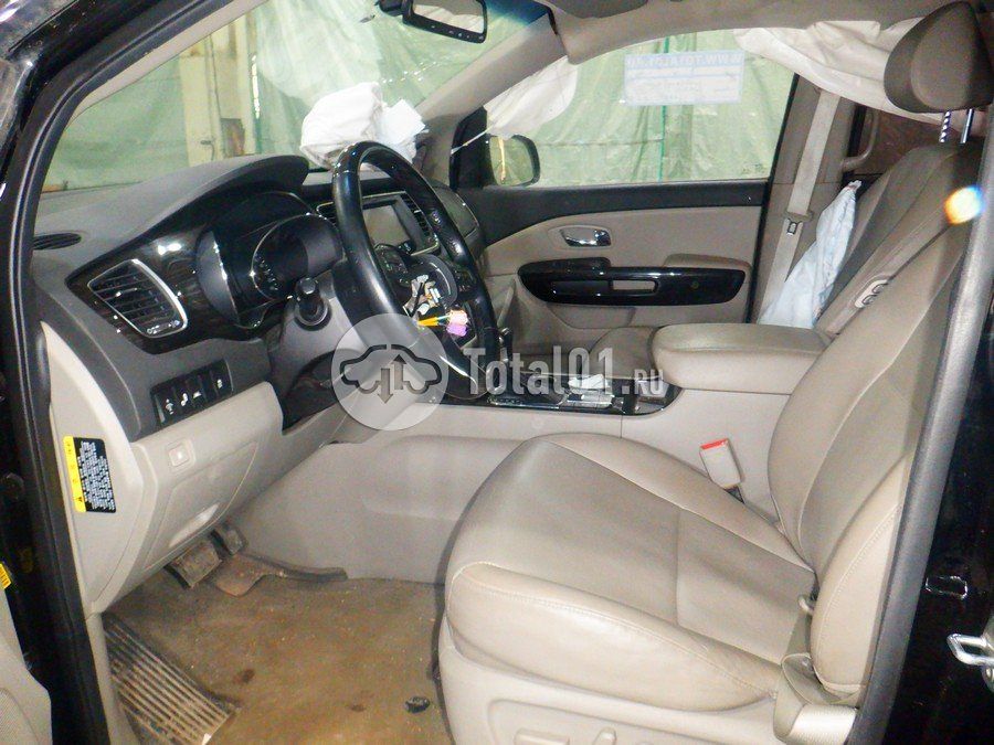 Фото KIA Carnival 24
