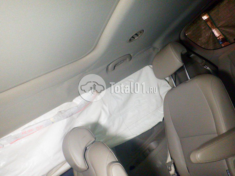Фото KIA Carnival 76