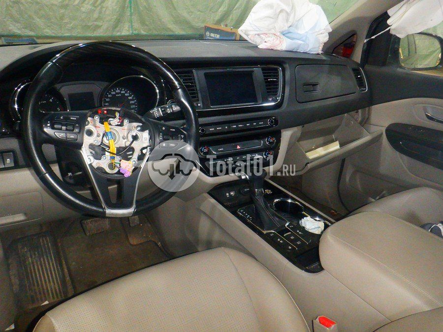 Фото KIA Carnival 86