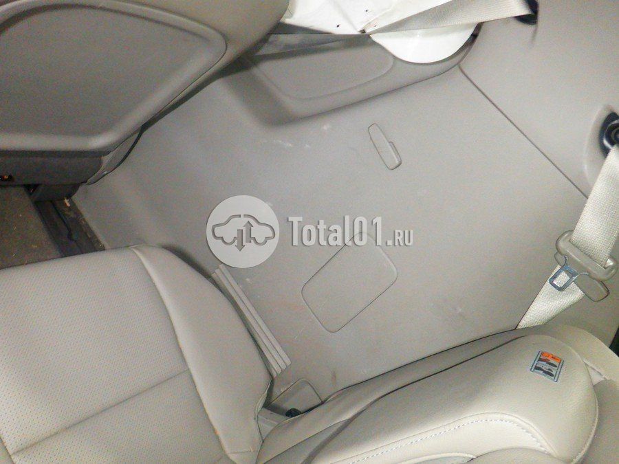 Фото KIA Carnival 96