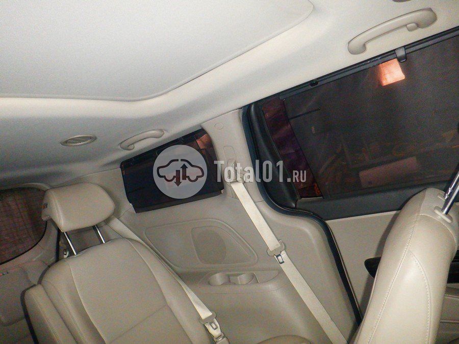 Фото KIA Carnival 116