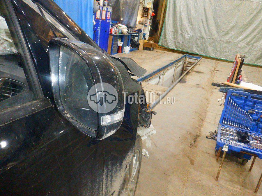 Фото KIA Carnival 150