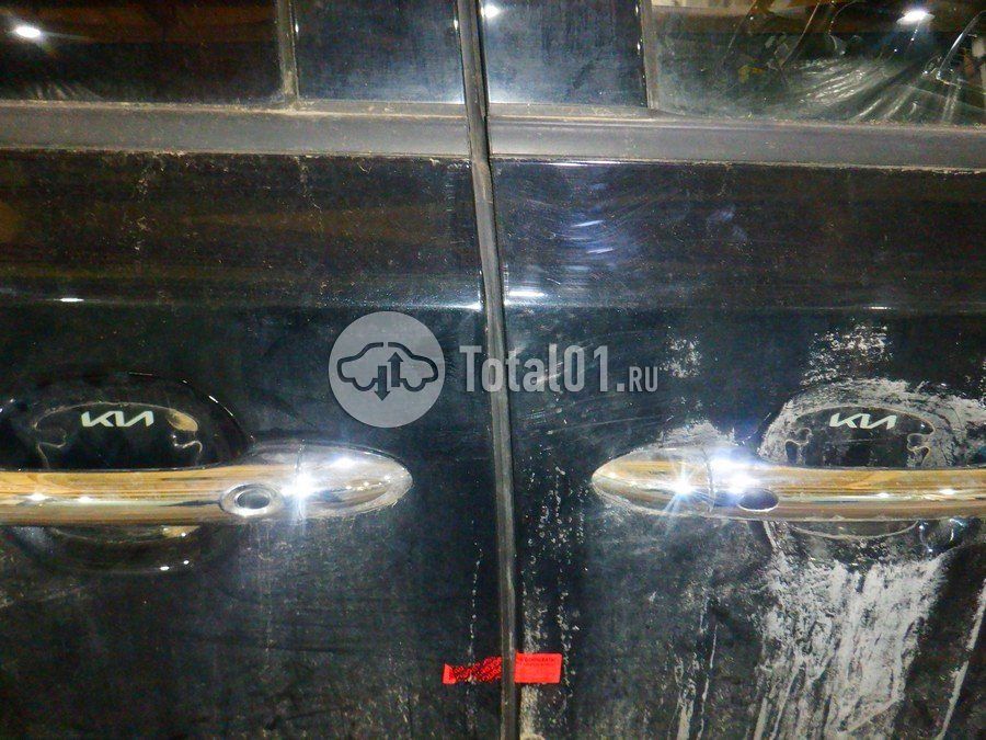 Фото KIA Carnival 152