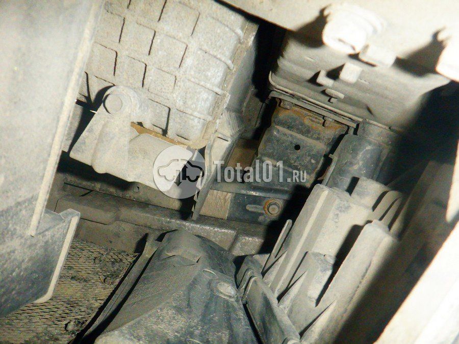 Фото KIA Carnival 256