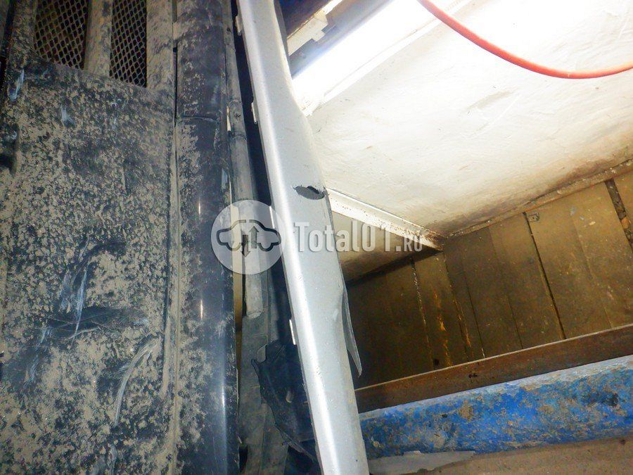 Фото KIA Carnival 260