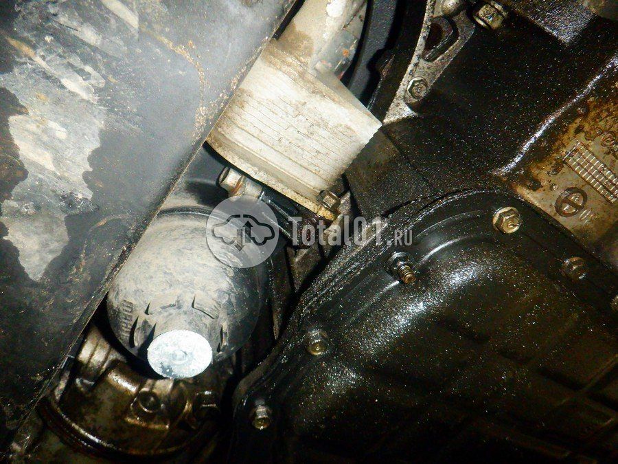 Фото KIA Carnival 420