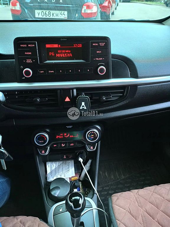 Фото KIA Picanto 16