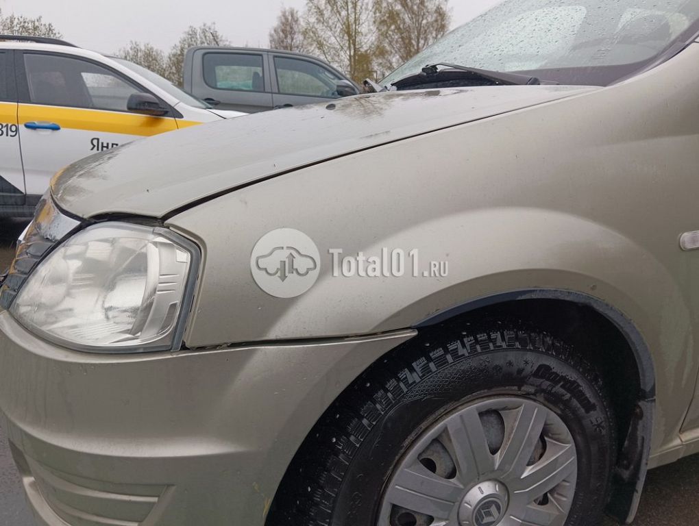 Фото Renault Logan 46