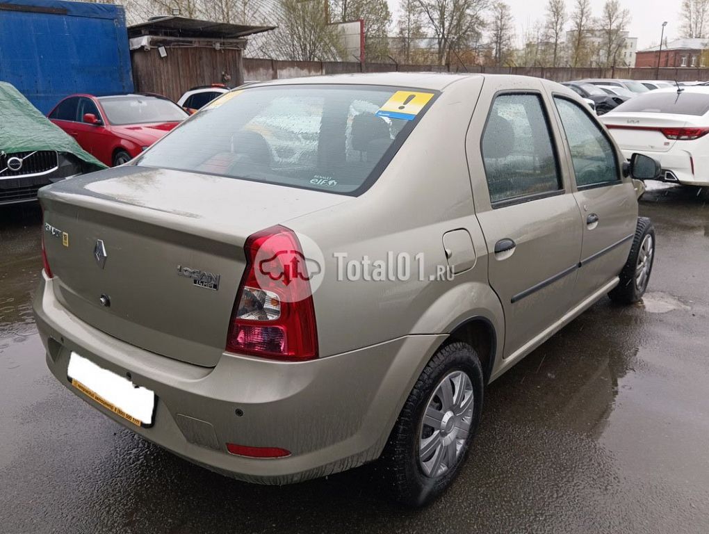 Фото Renault Logan 70