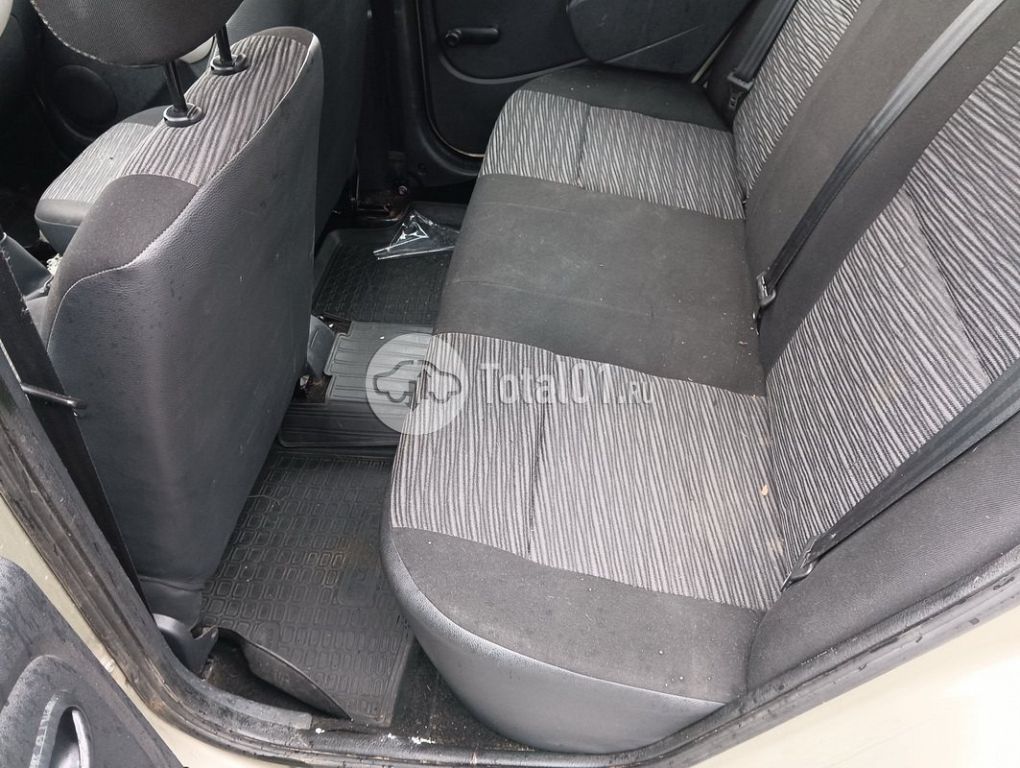Фото Renault Logan 94
