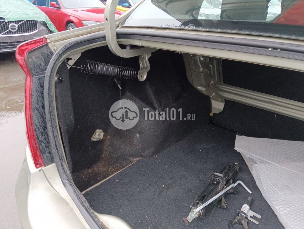 Фото Renault Logan 108