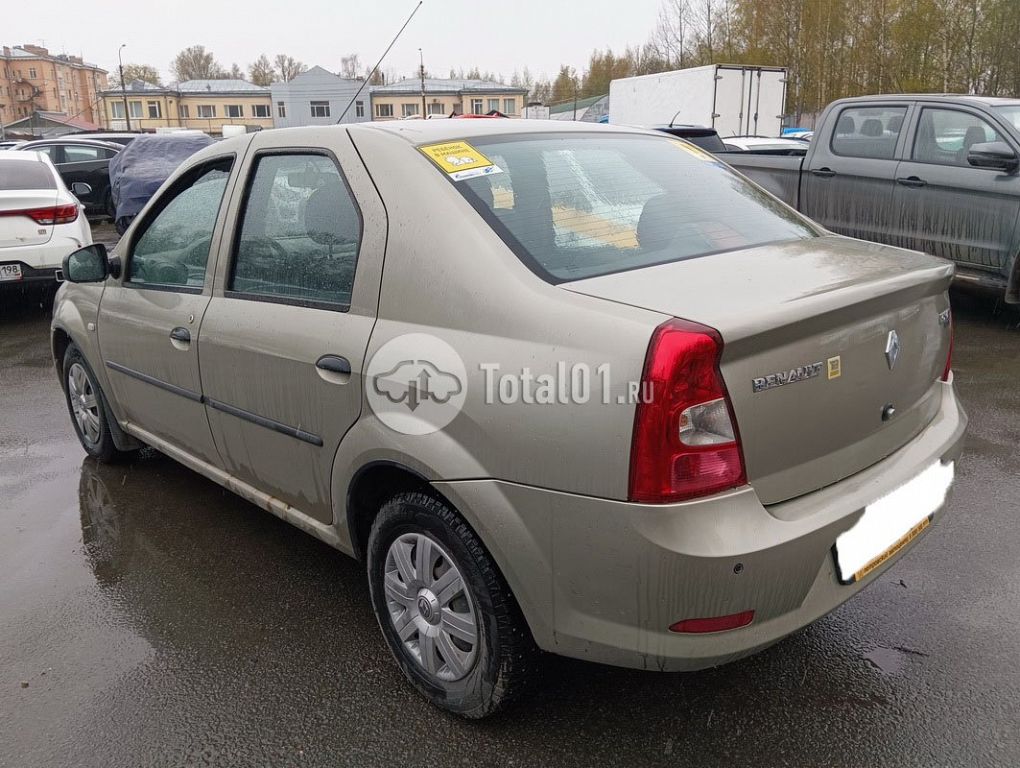 Фото Renault Logan 114