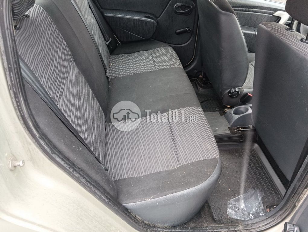 Фото Renault Logan 120