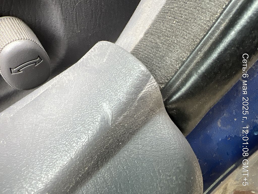 Фото Nissan Cedric 136