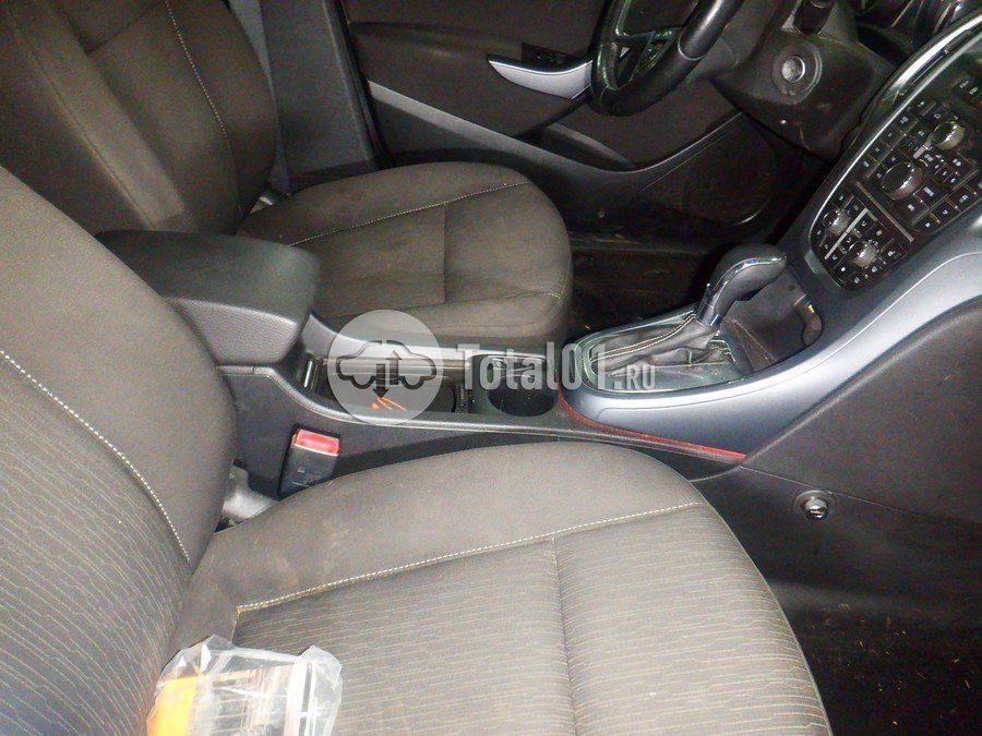 Фото Opel Astra 32