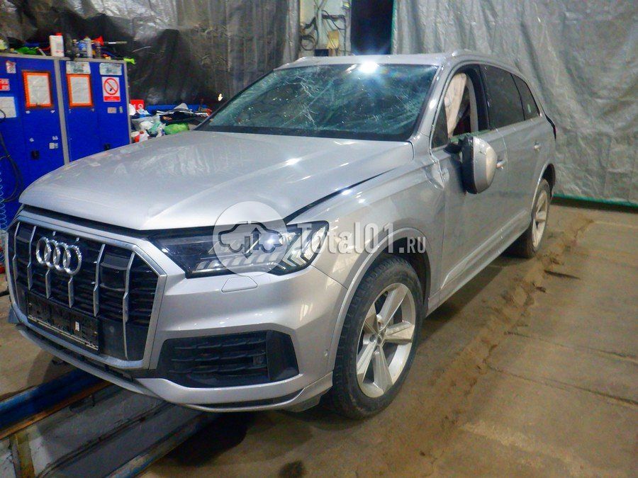 Фото Audi Q7 2