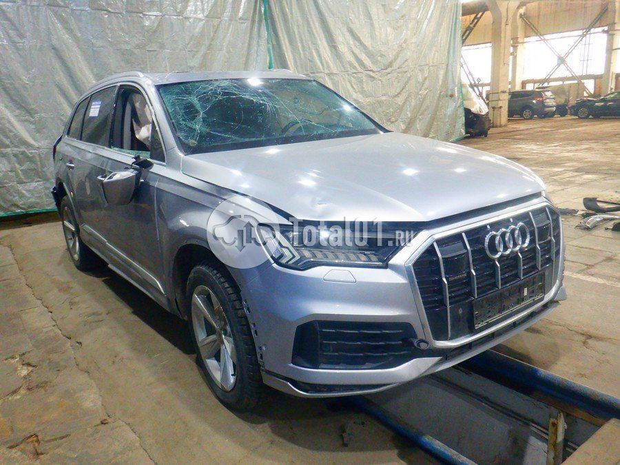 Фото Audi Q7 6