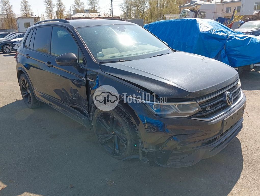 Фото Volkswagen Tiguan 10