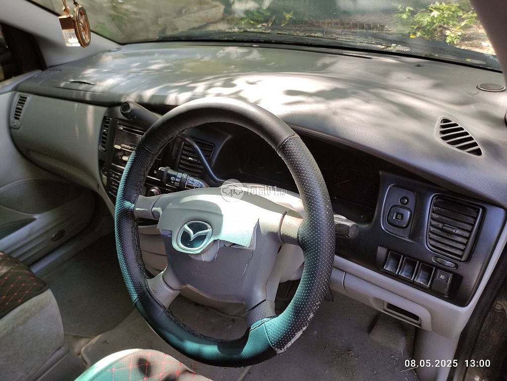 Фото Mazda MPV 18
