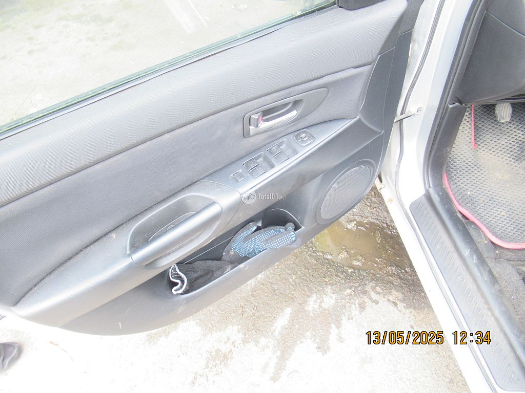 Фото Mazda 3 20