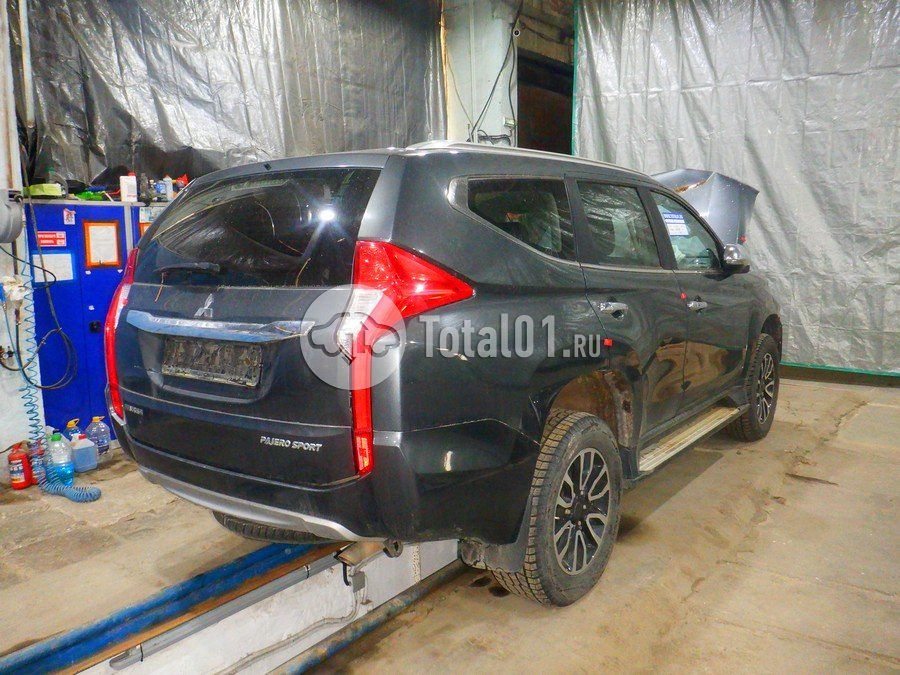 Фото Mitsubishi Pajero Sport 12