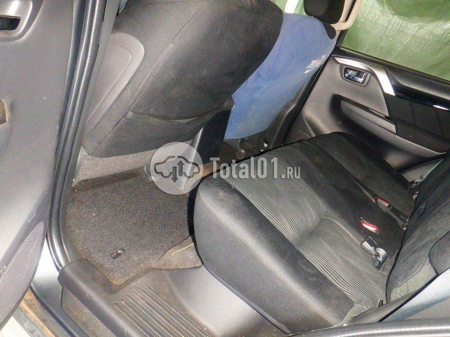 Фото Mitsubishi Pajero Sport 44