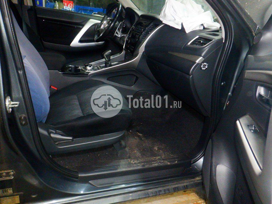 Фото Mitsubishi Pajero Sport 128