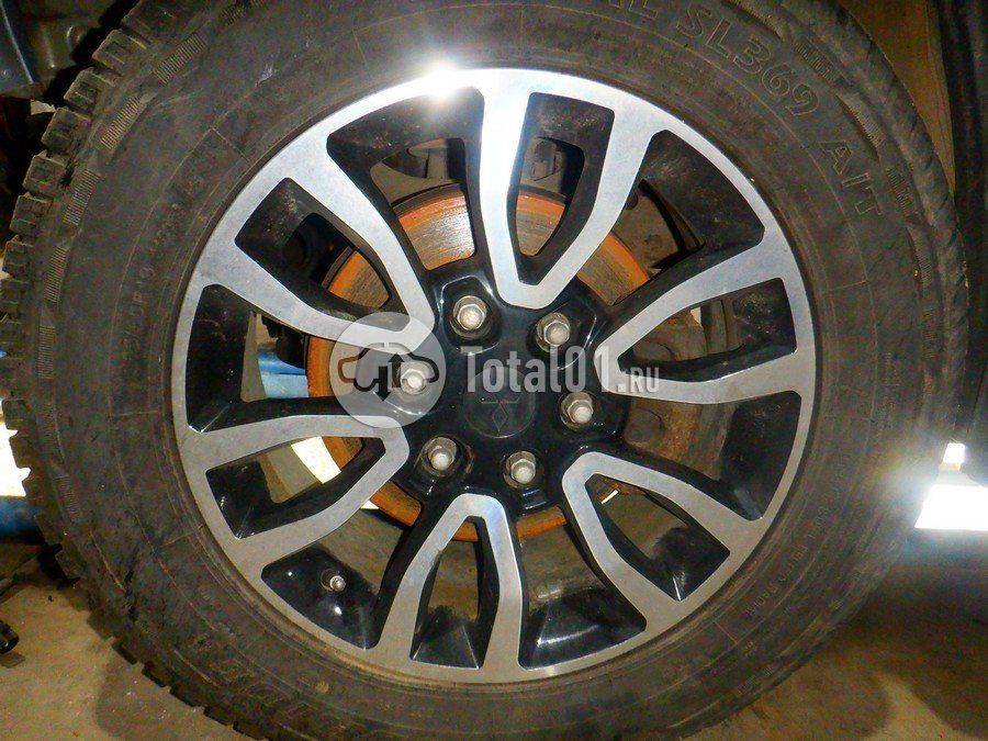 Фото Mitsubishi Pajero Sport 290