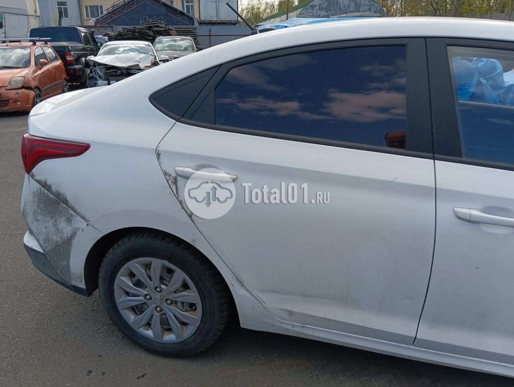 Фото Hyundai Solaris 26