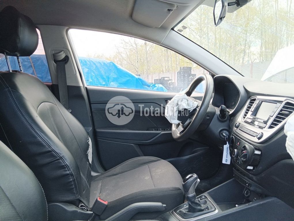 Фото Hyundai Solaris 162