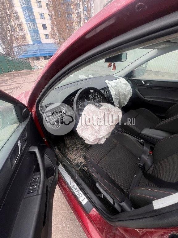Фото Skoda Rapid 78