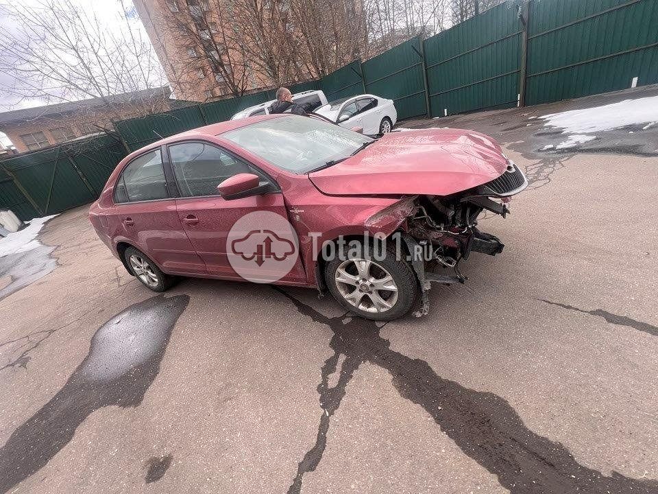 Фото Skoda Rapid 100