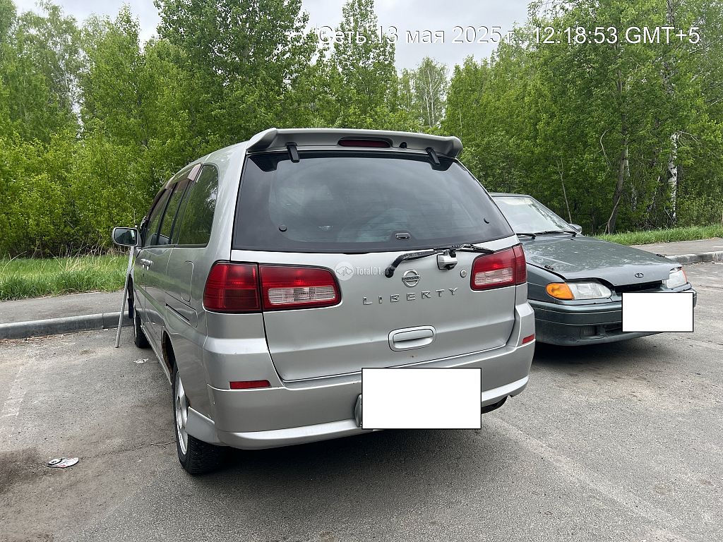 Фото Nissan Liberty 6