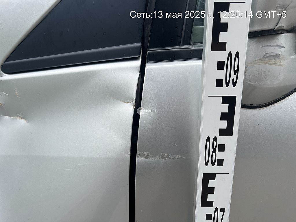 Фото Nissan Liberty 18