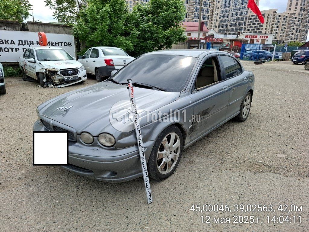 Фото Jaguar X-type 4