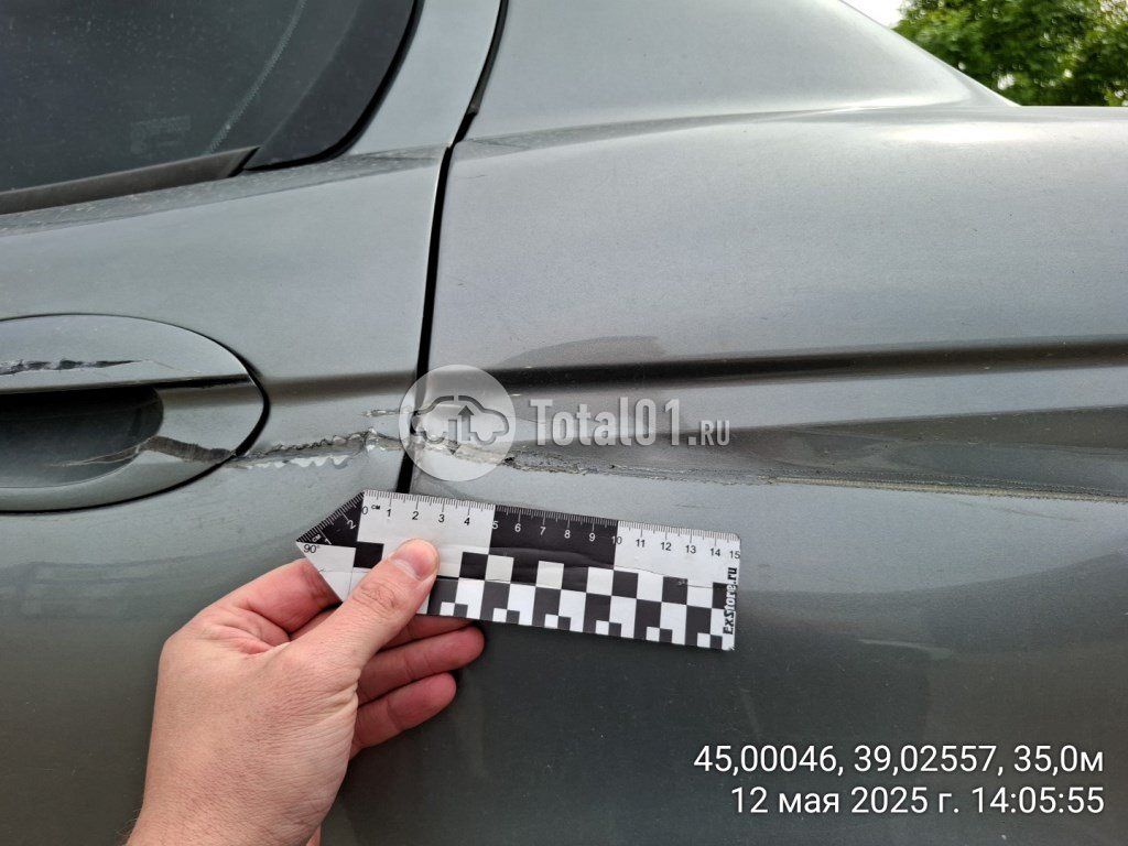 Фото Jaguar X-type 28