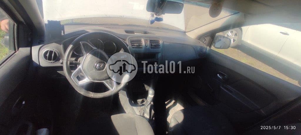 Фото Renault Logan 6