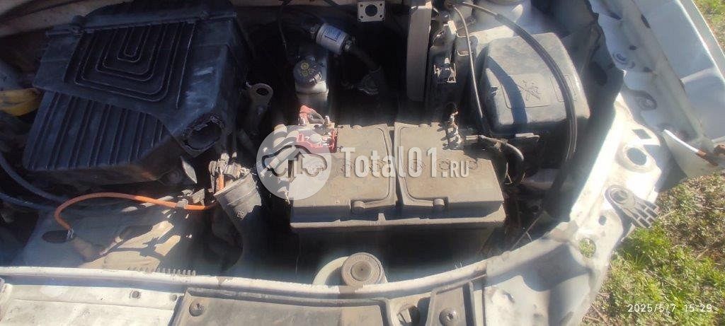 Фото Renault Logan 8